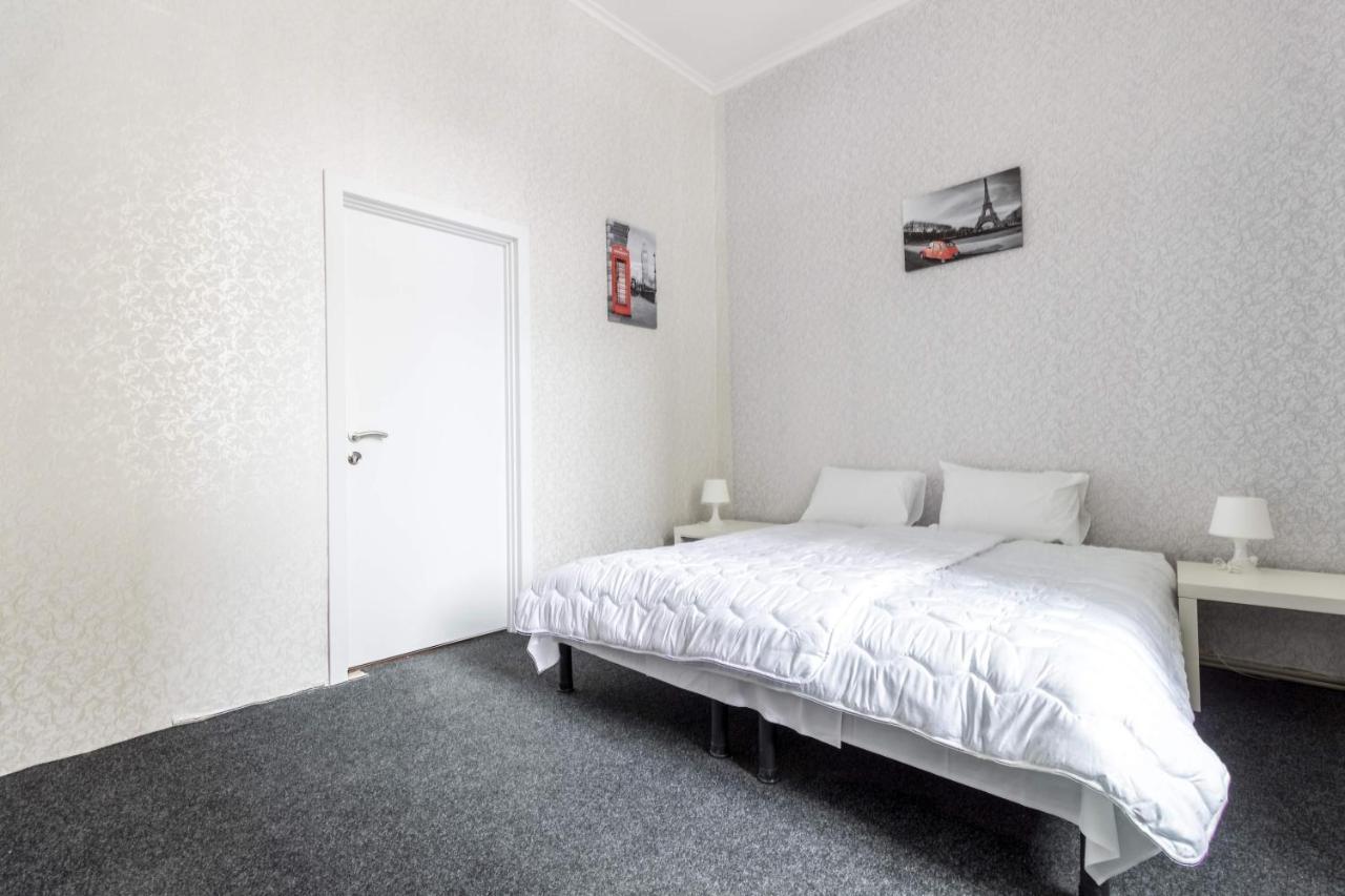 Hostel Best Time Lviv Buitenkant foto
