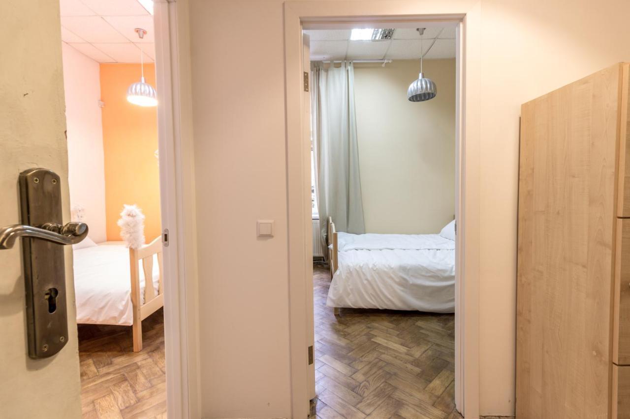 Hostel Best Time Lviv Buitenkant foto