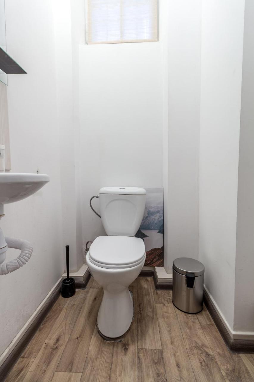 Hostel Best Time Lviv Buitenkant foto